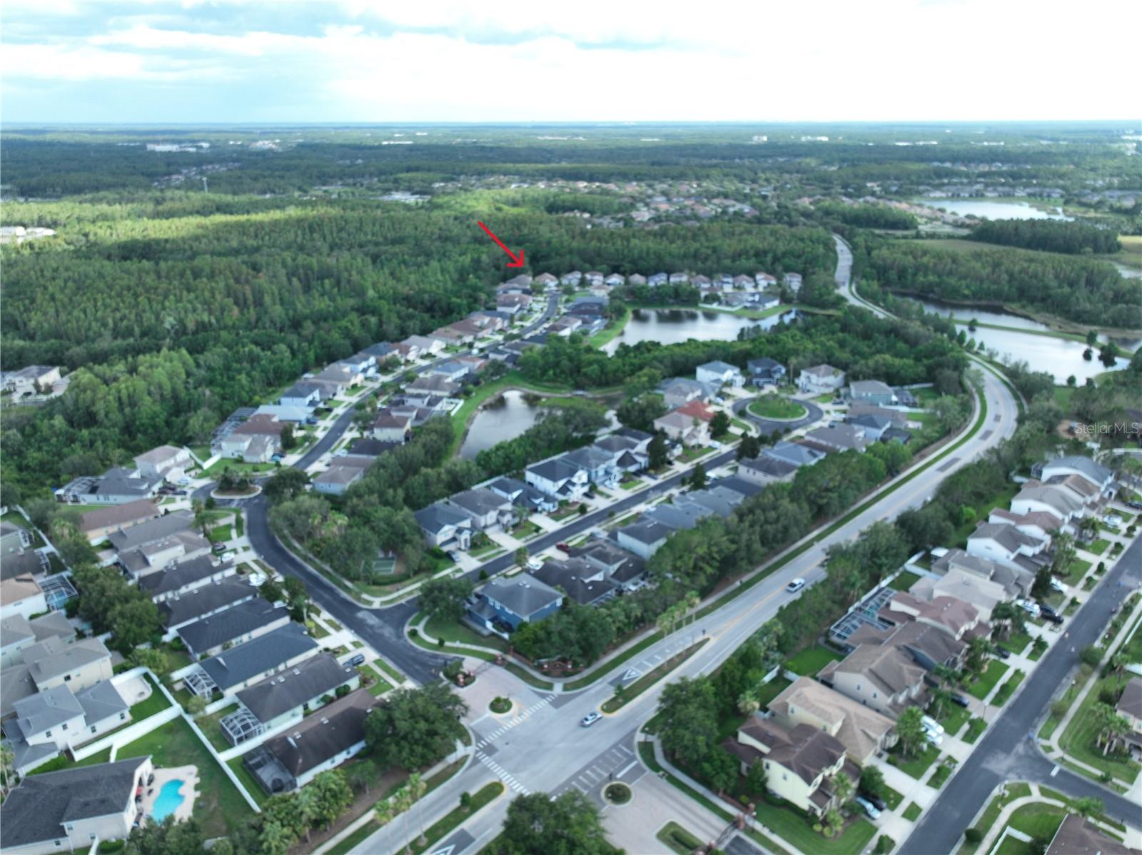 Aerial view of entire village of Knollpoint