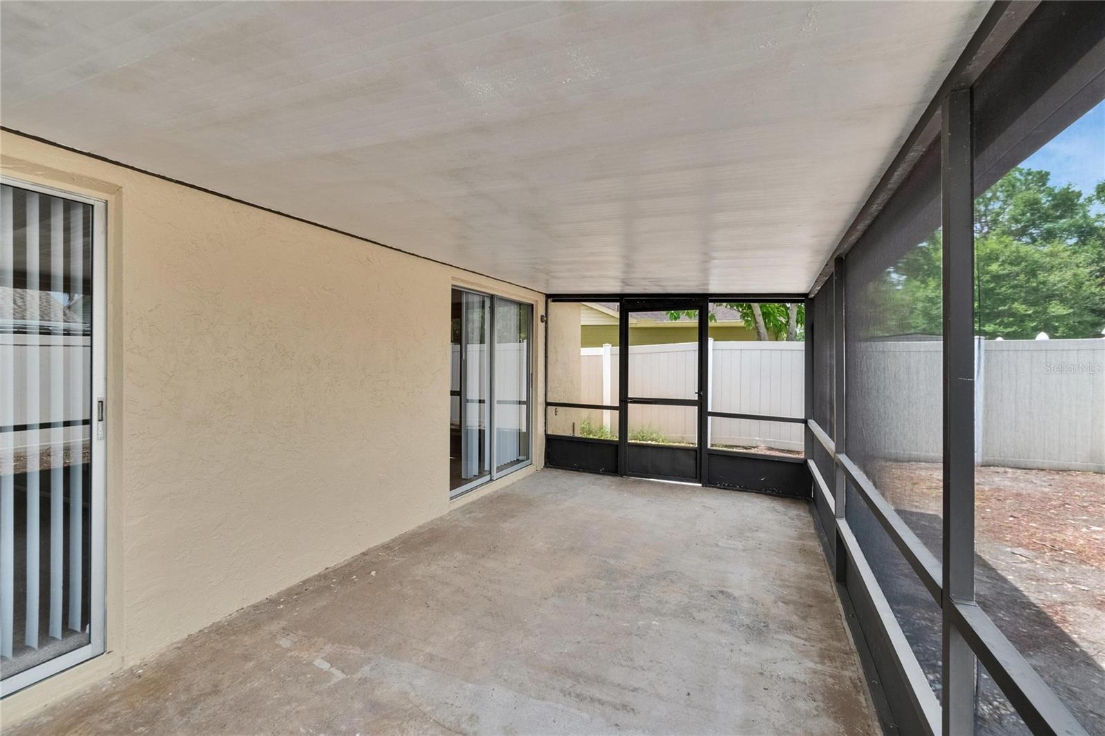 Screened Patio at 1331 Coolmont Dr, Brandon, FL MLS#TB8396351