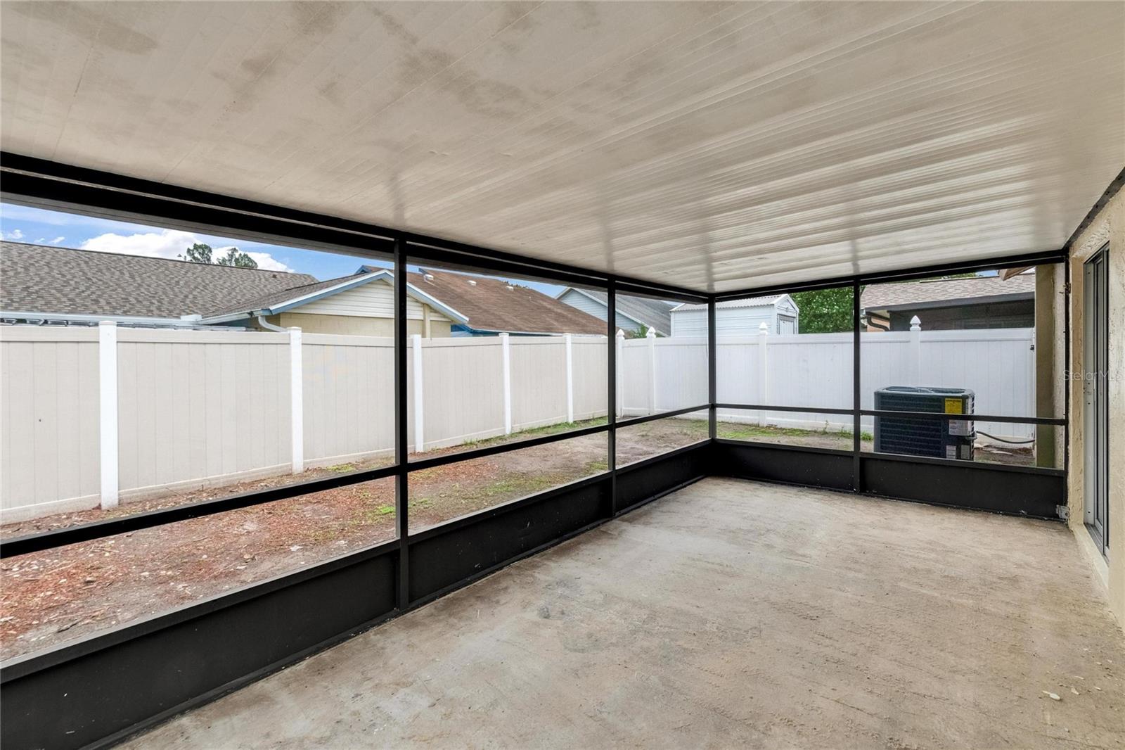 Screened Patio at 1331 Coolmont Dr, Brandon, FL MLS#TB8396351