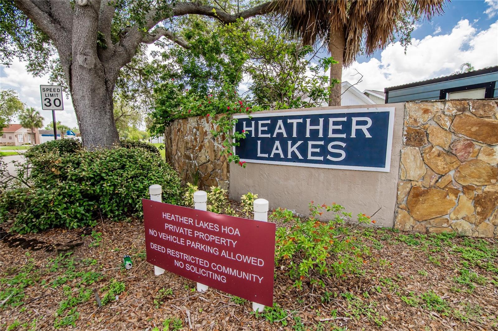 Community Signl at 1331 Coolmont Dr, Brandon, FL MLS#TB8396351