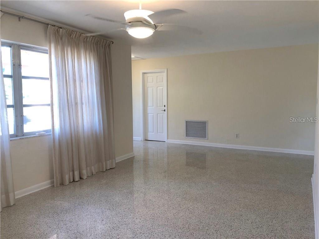 Spacious Living Room-Pre-Helene