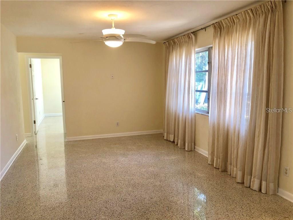 Spacious Living Room-Pre-Helene