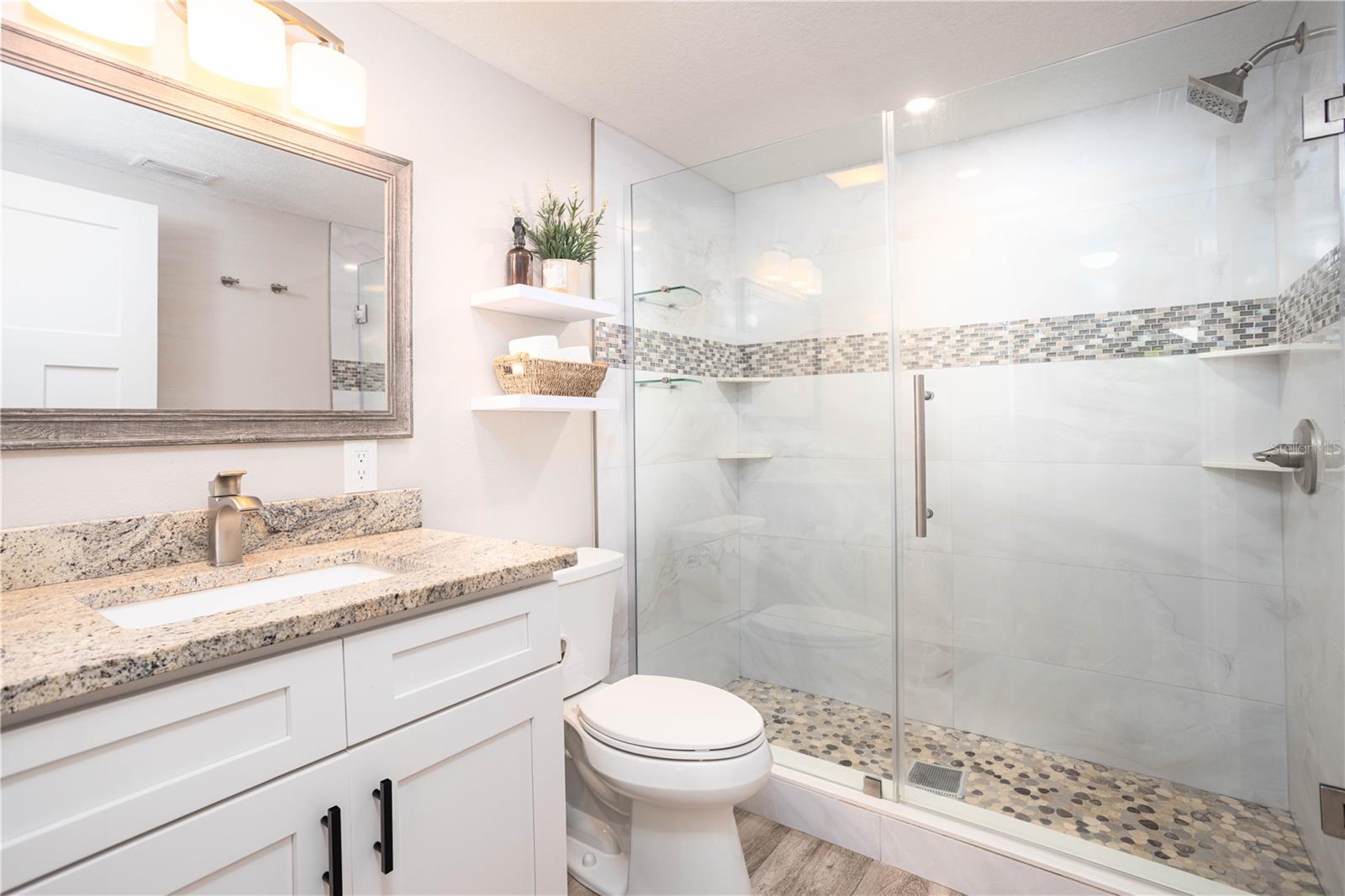 Master Bathroom!