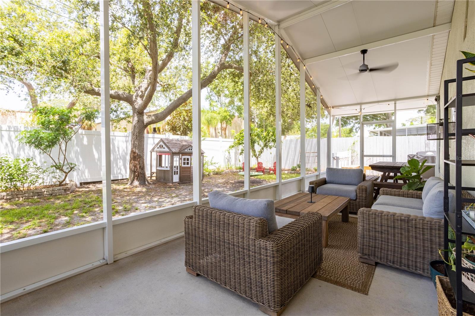 Screened In Back Patio!