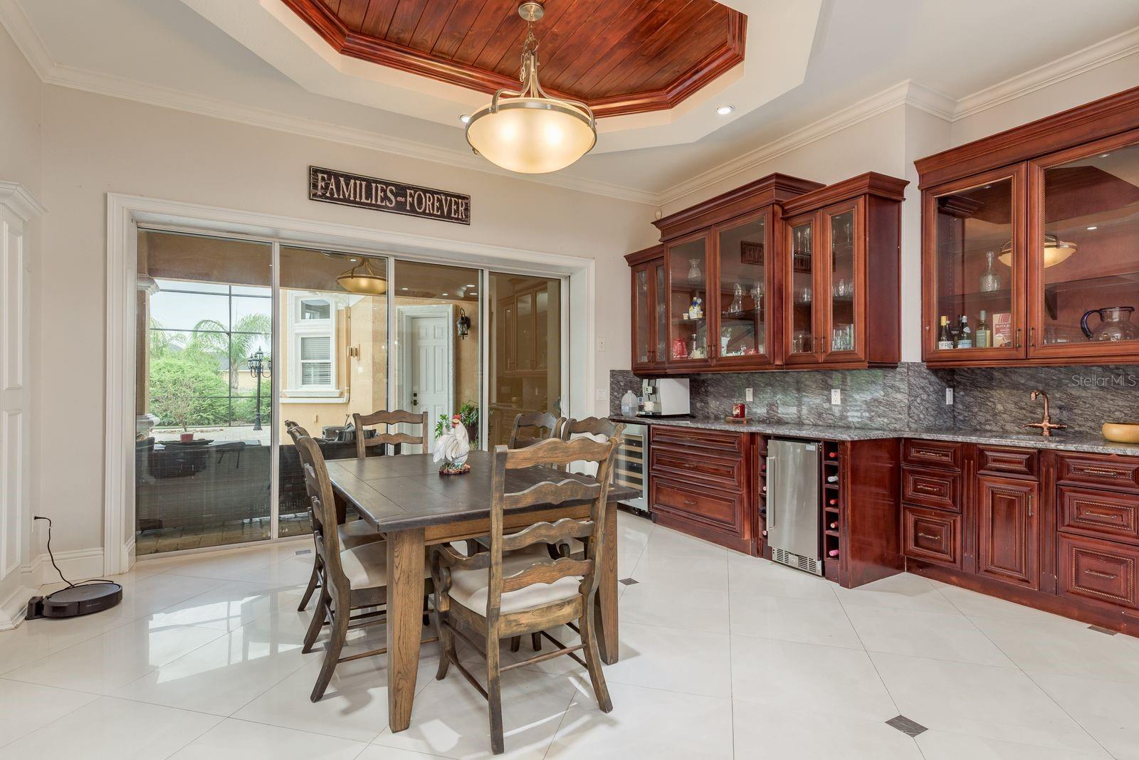Breakfast Room