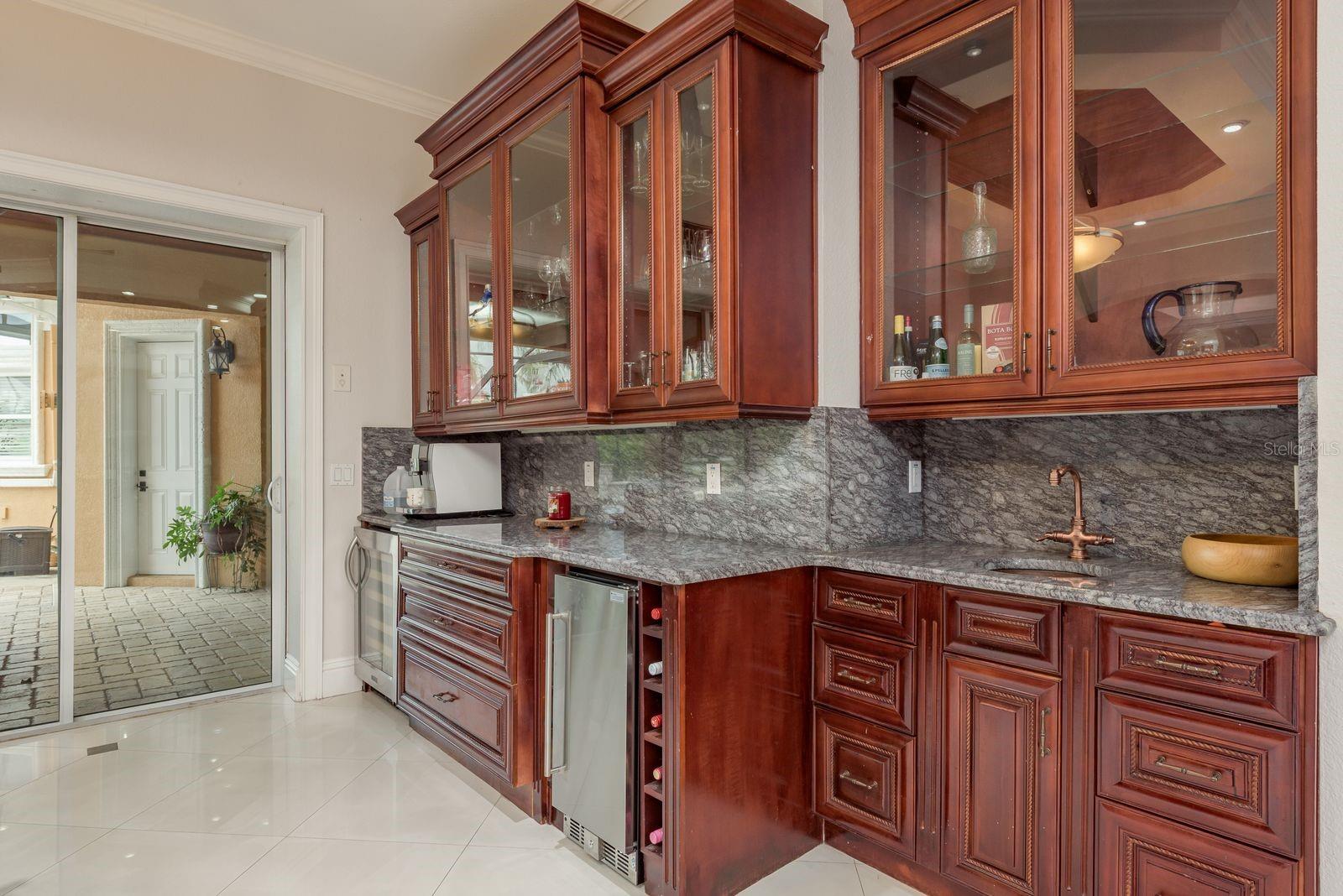 Serving Station and Wet Bar