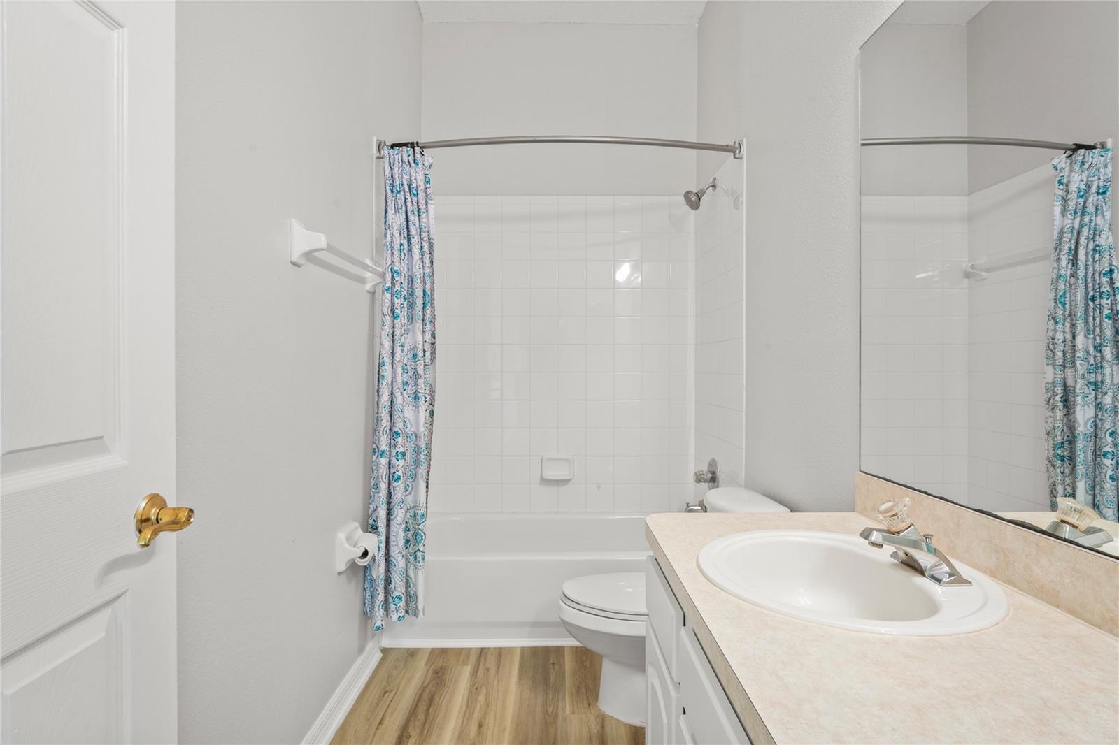 primary bedroom ensuite bathroom