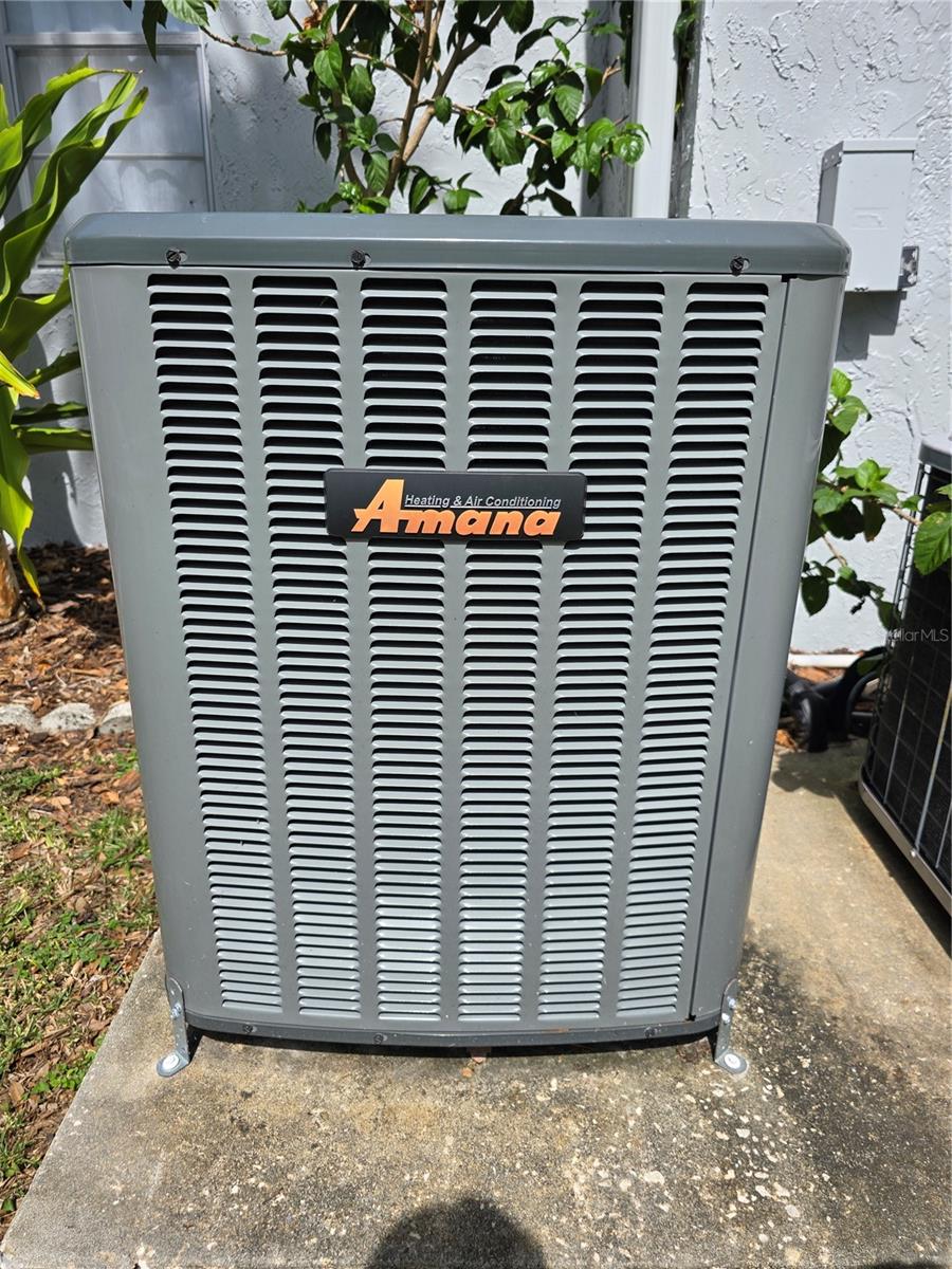 UNIT HVAC