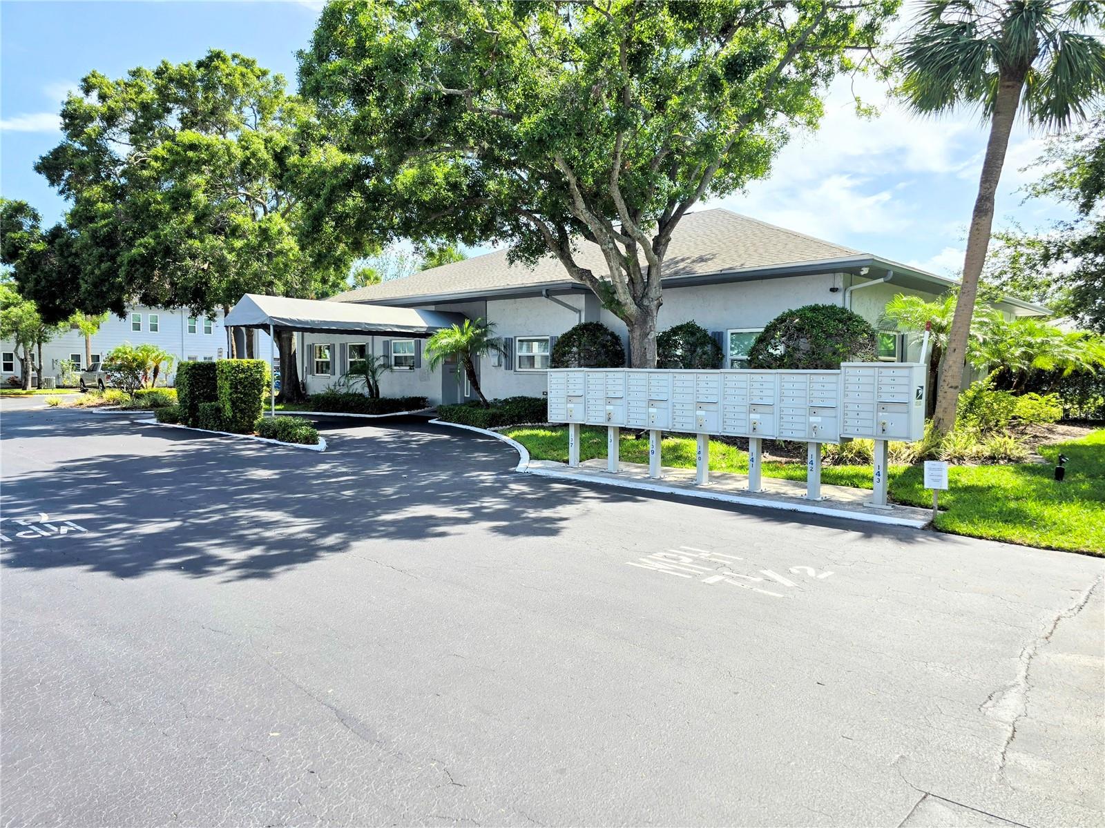 CLUBHOUSE AND MAILBOX CENTER