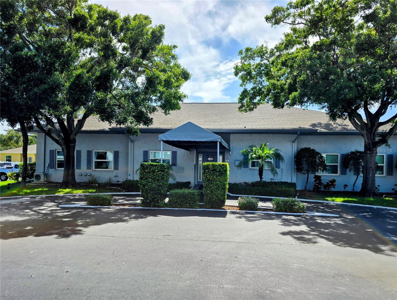 FRONT OF CLUBHOUSE