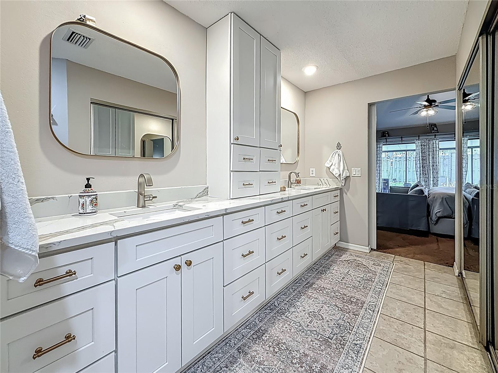Primary En Suite