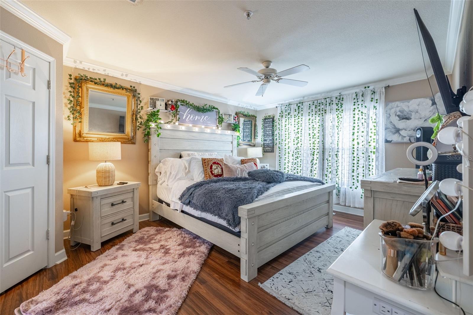 Bedroom Primary