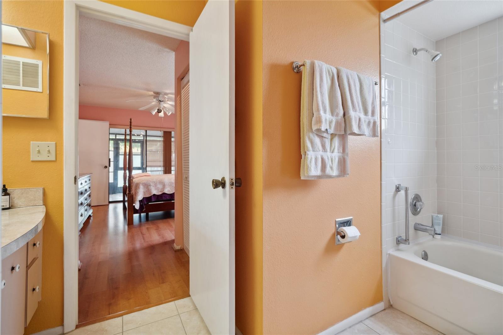 En Suite Bathroom