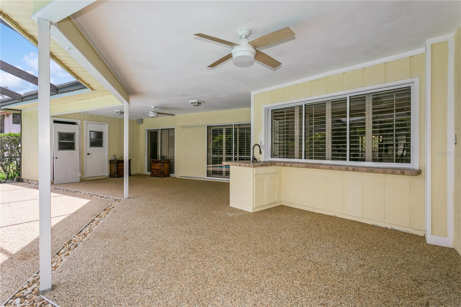 Patio with Wet Bar