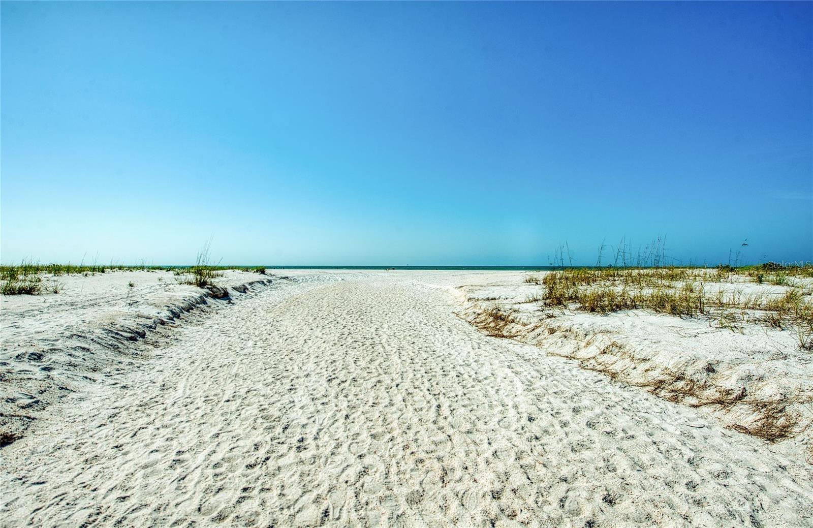 The beautiful view from the trail looking towards that gorgeous Treasure Island Beach