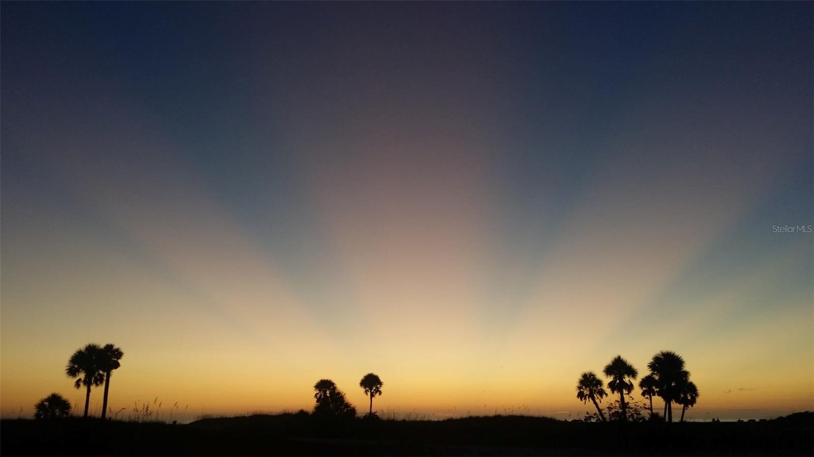 Love this long range sunset photo, no crowds. Just pure beauty