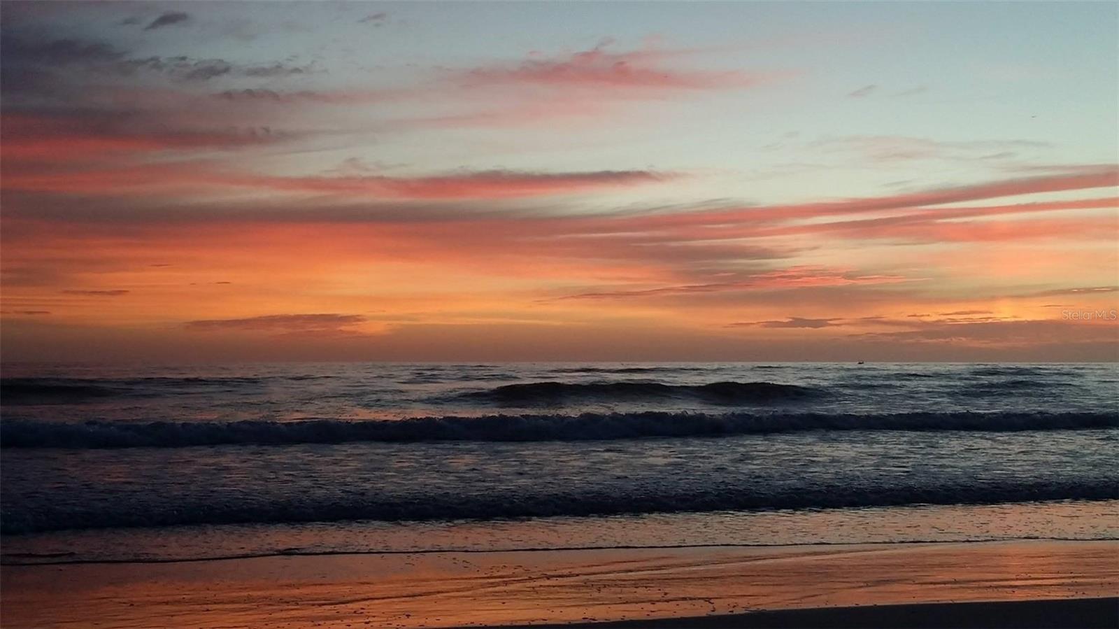 Tell us your favorite sunset photo