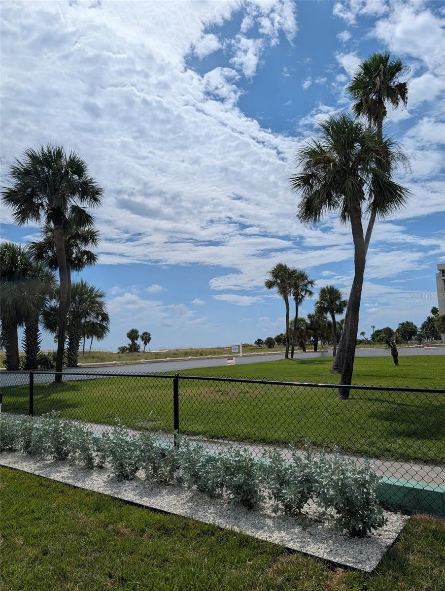 Another incredible cloud on Treasure Island