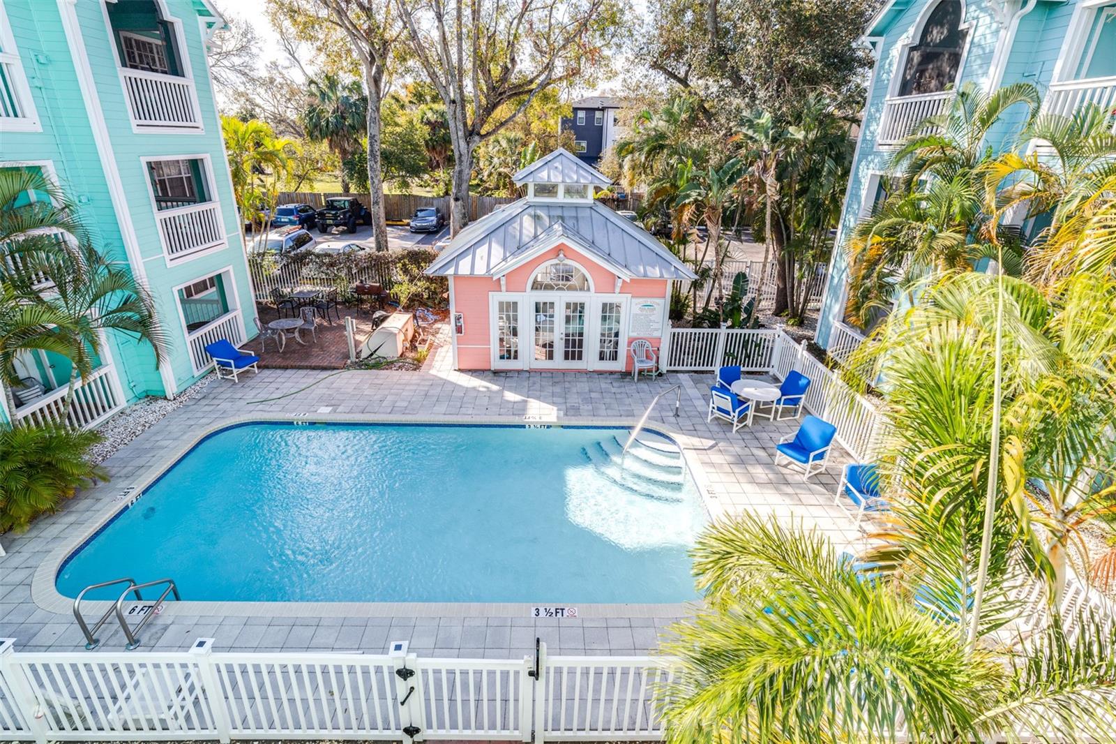 Community pool