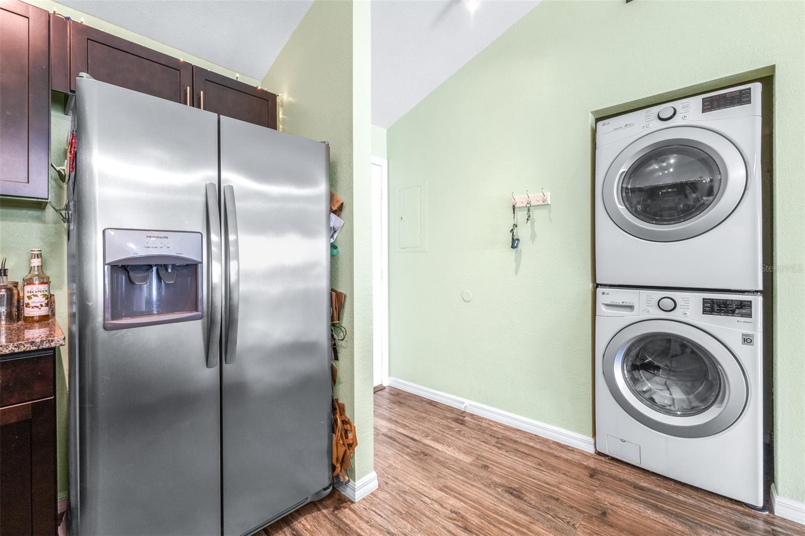 Full-size washer & dryer