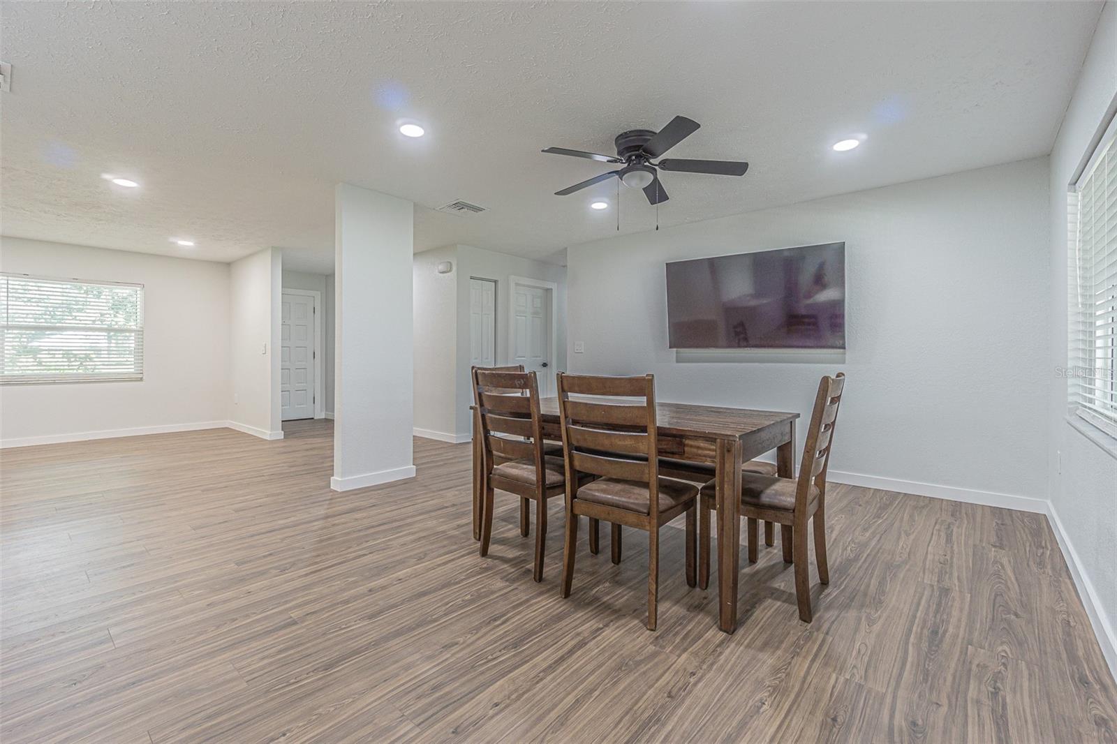 dining room from back door