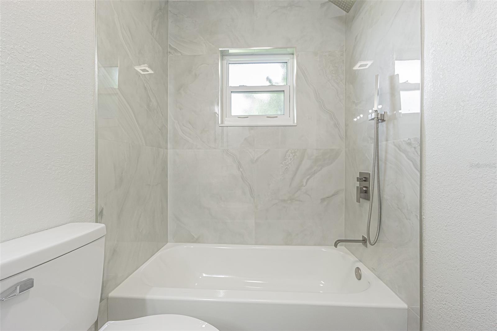 3rd bathroom (hall/guest bath)