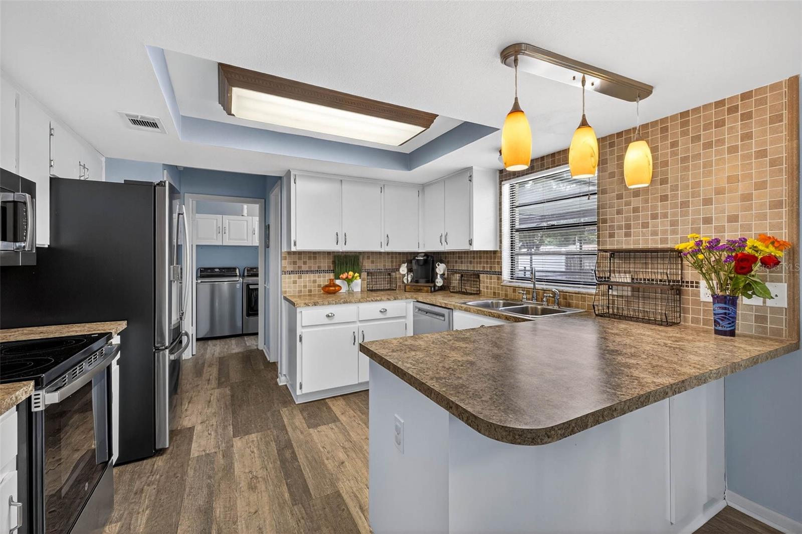 New GE Appliances including Refrigerator, Microwave, Dishwasher, and Range!