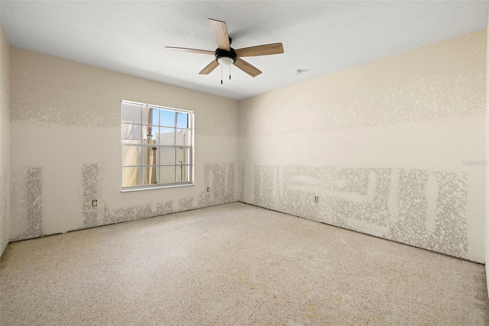 Guest bedroom
