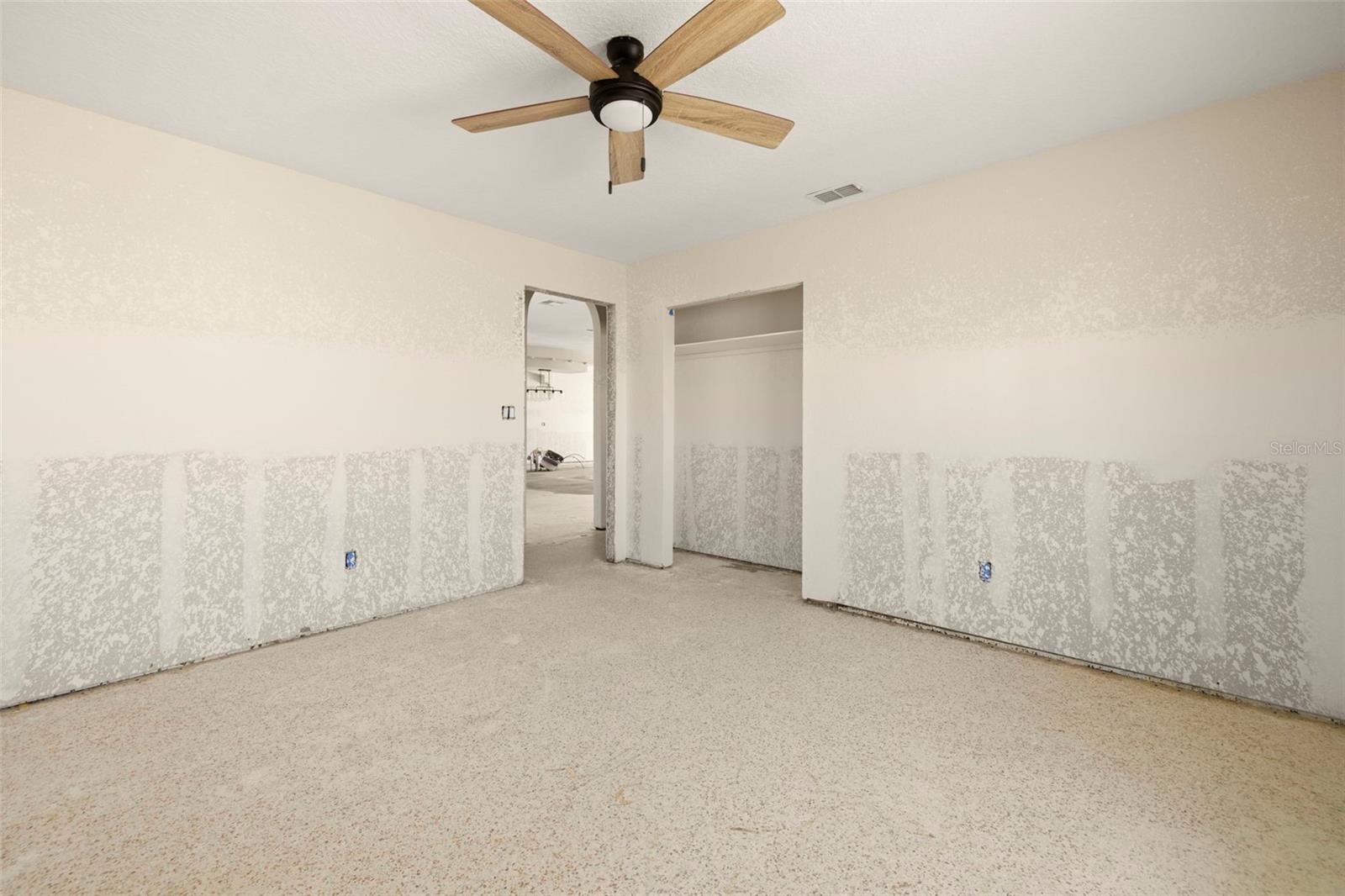 Guest bedroom