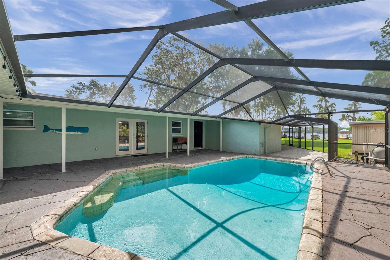 Chlorine Gunite Pool