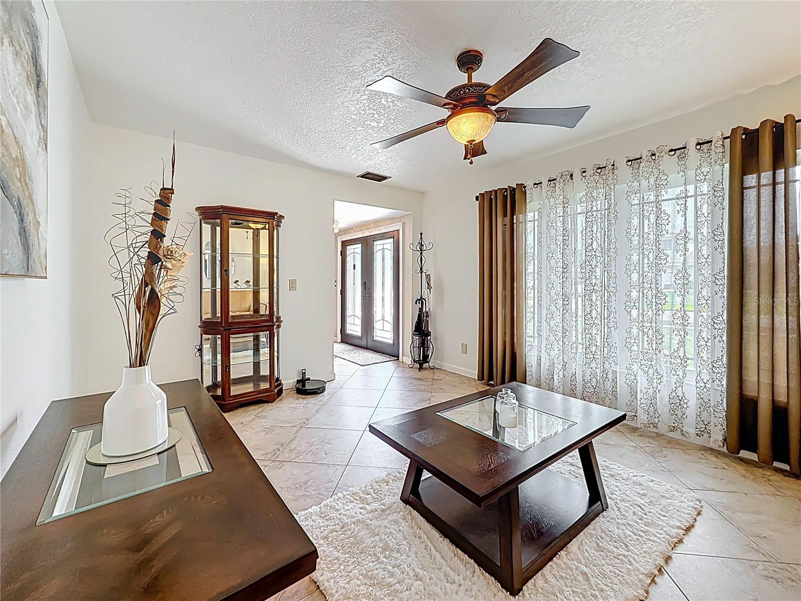Formal dining room currently used as extra living room because of  large eat in kitchen