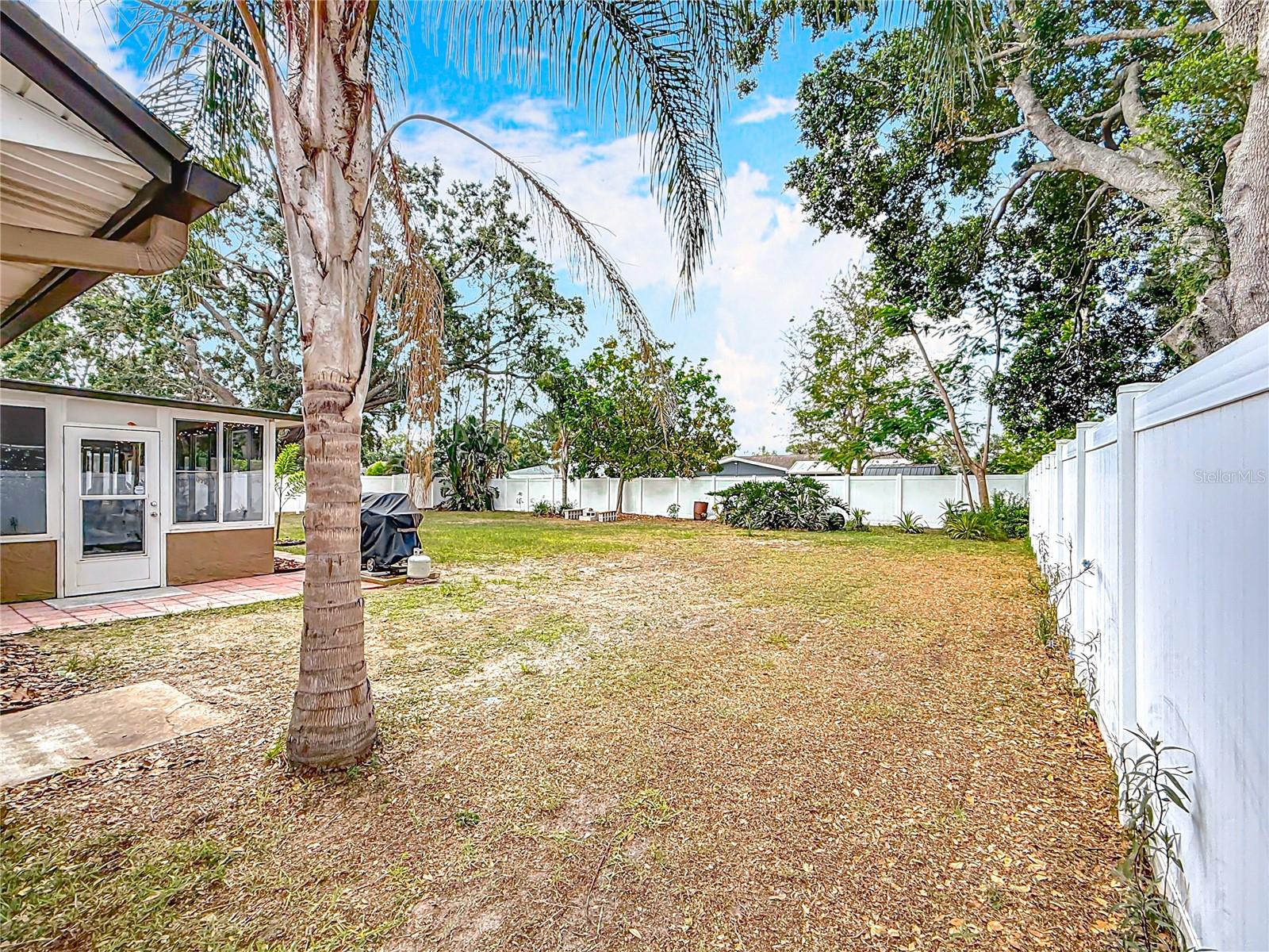 55x80 private backyard with vinyl fence