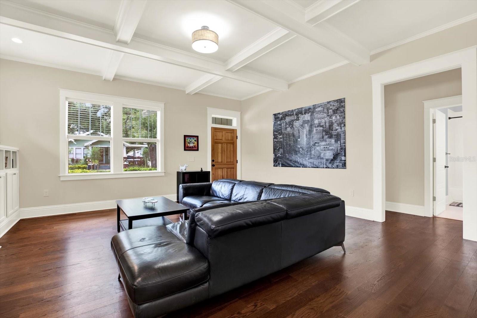 Very spacious Living Rm