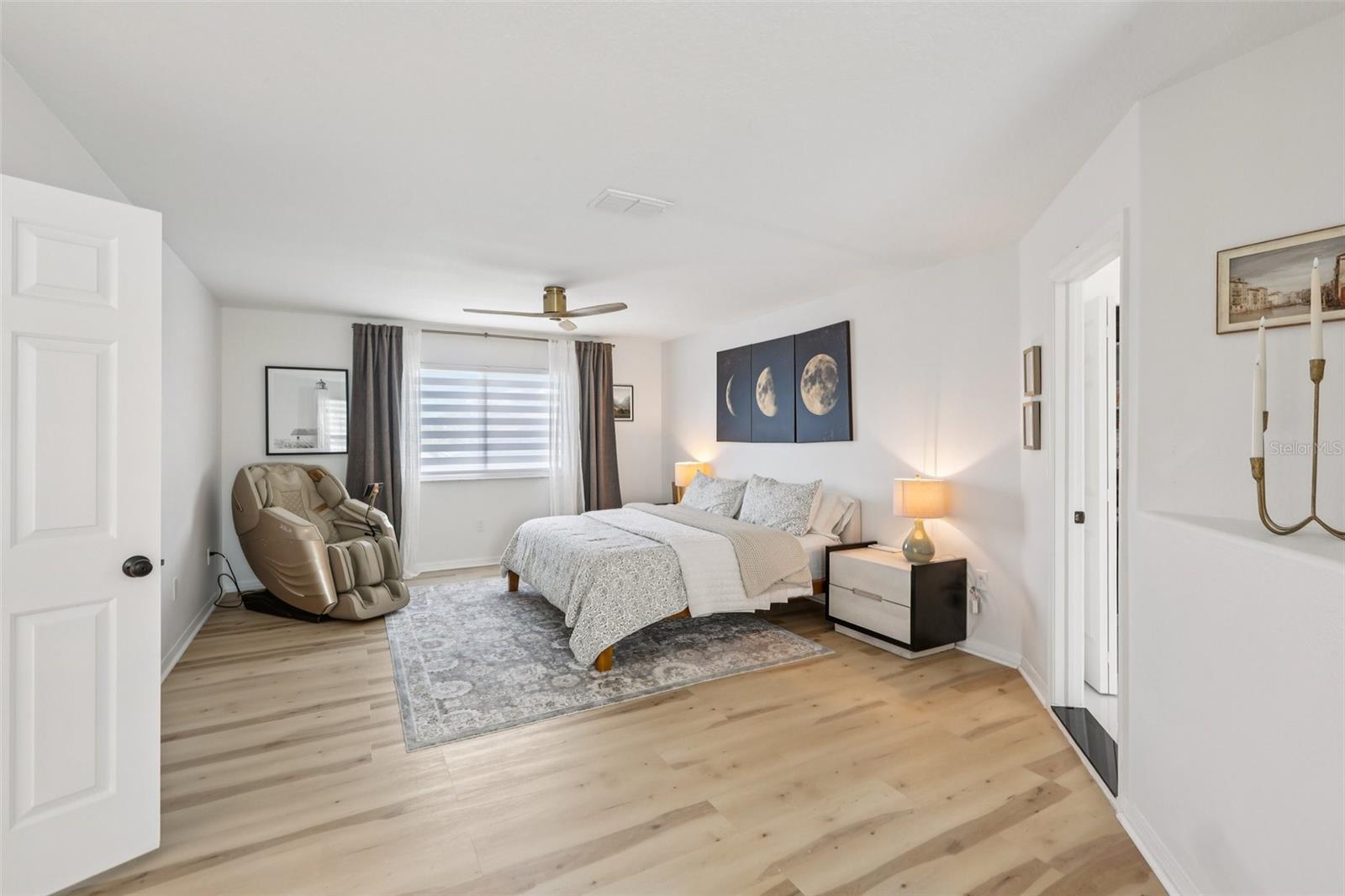Primary Suite - 2nd Floor