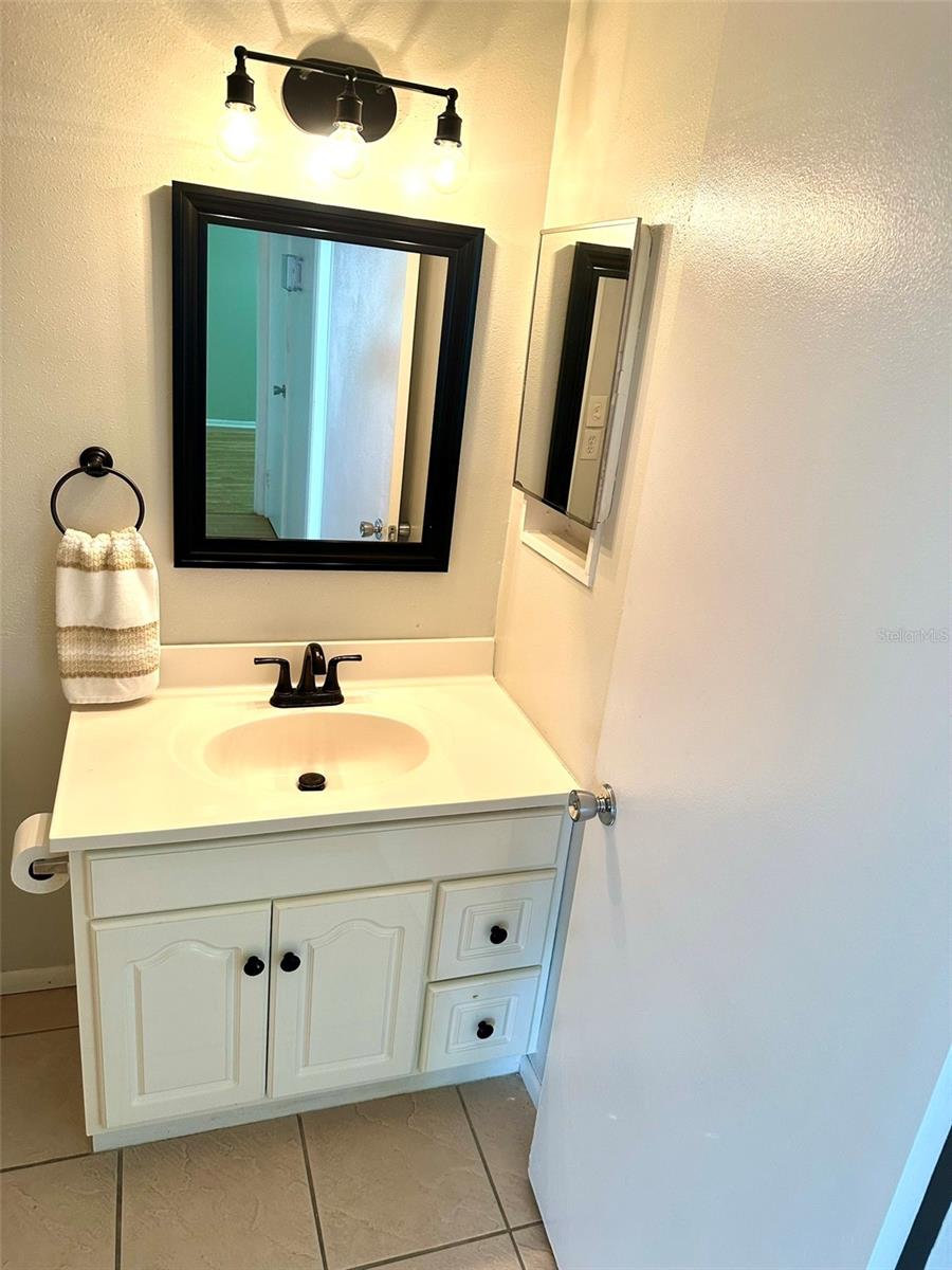 Bathroom 2 Vanity