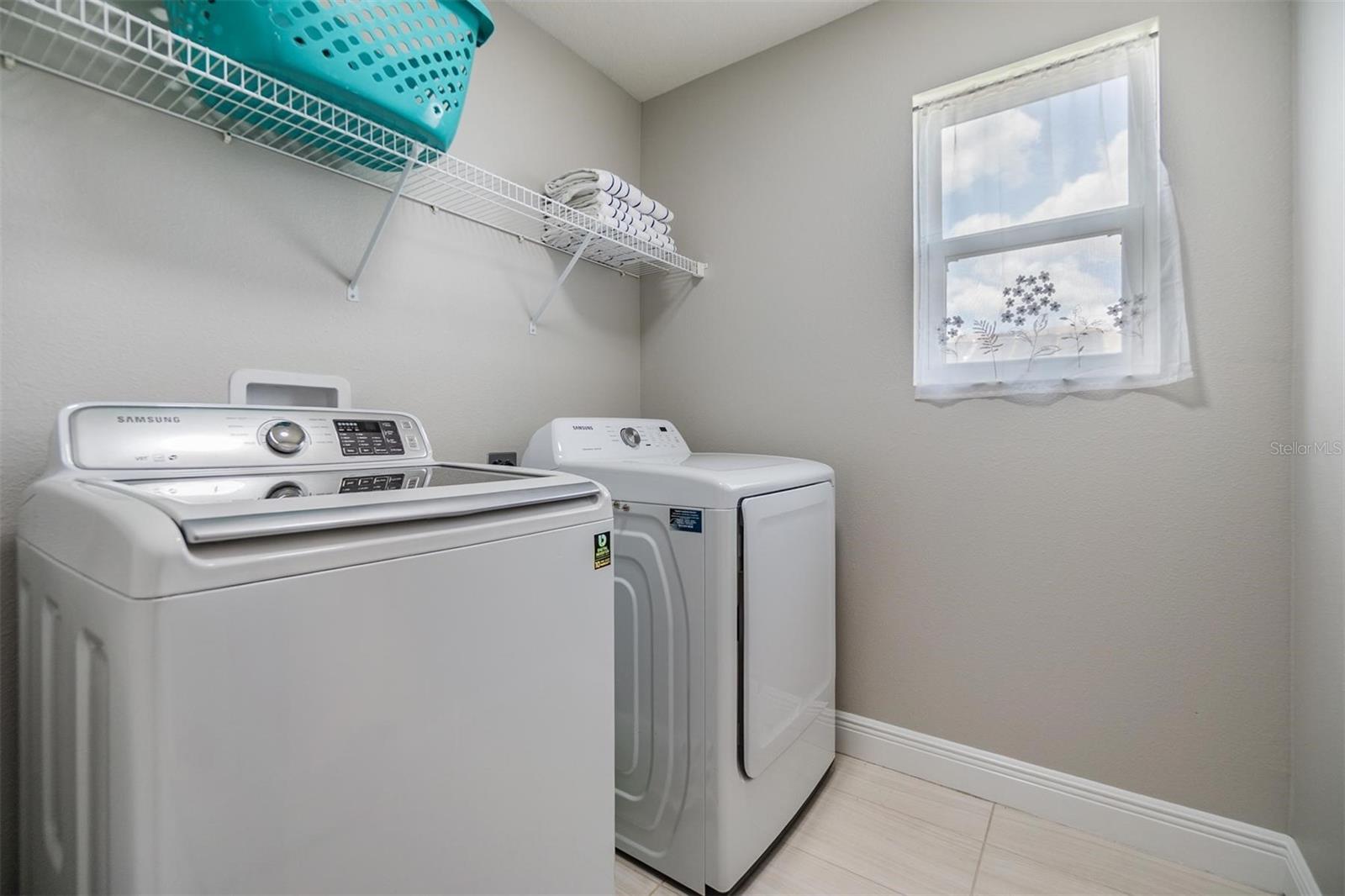 Walk in laundry room