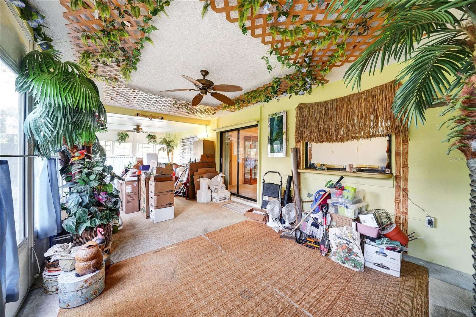 FLORIDA ROOM