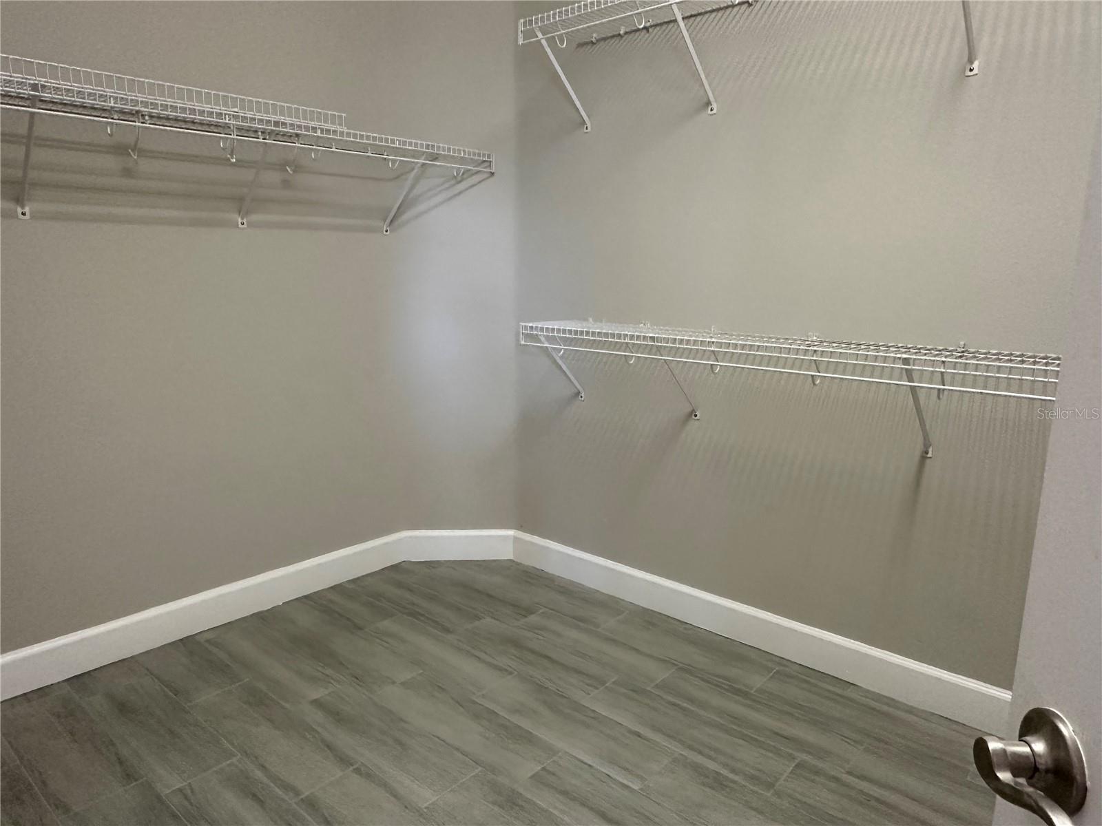 SECOND WALK-IN CLOSET IN MASTER