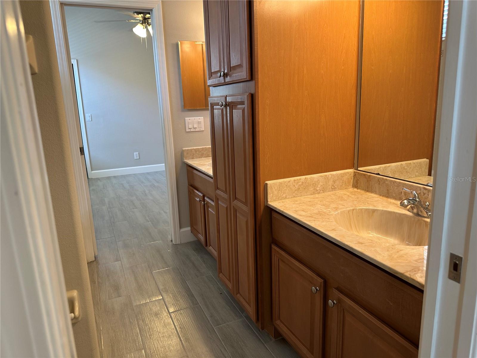 3RD BATHROOM WITH DOUBLE SINK