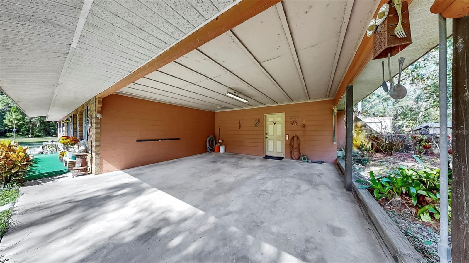 Carport