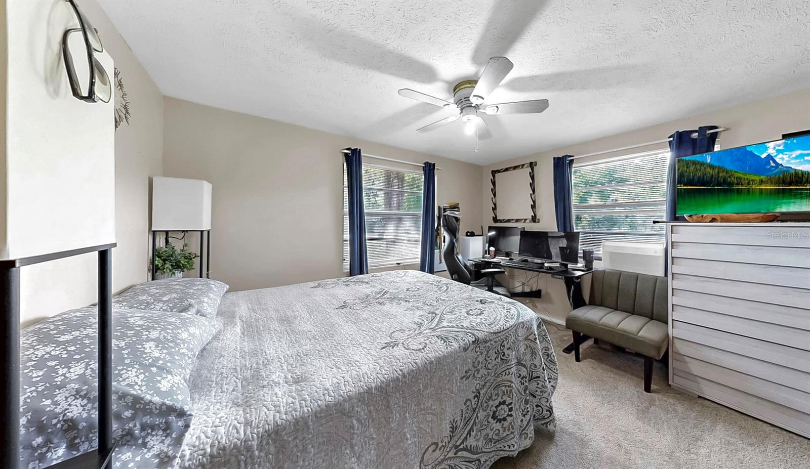 In law home bedroom