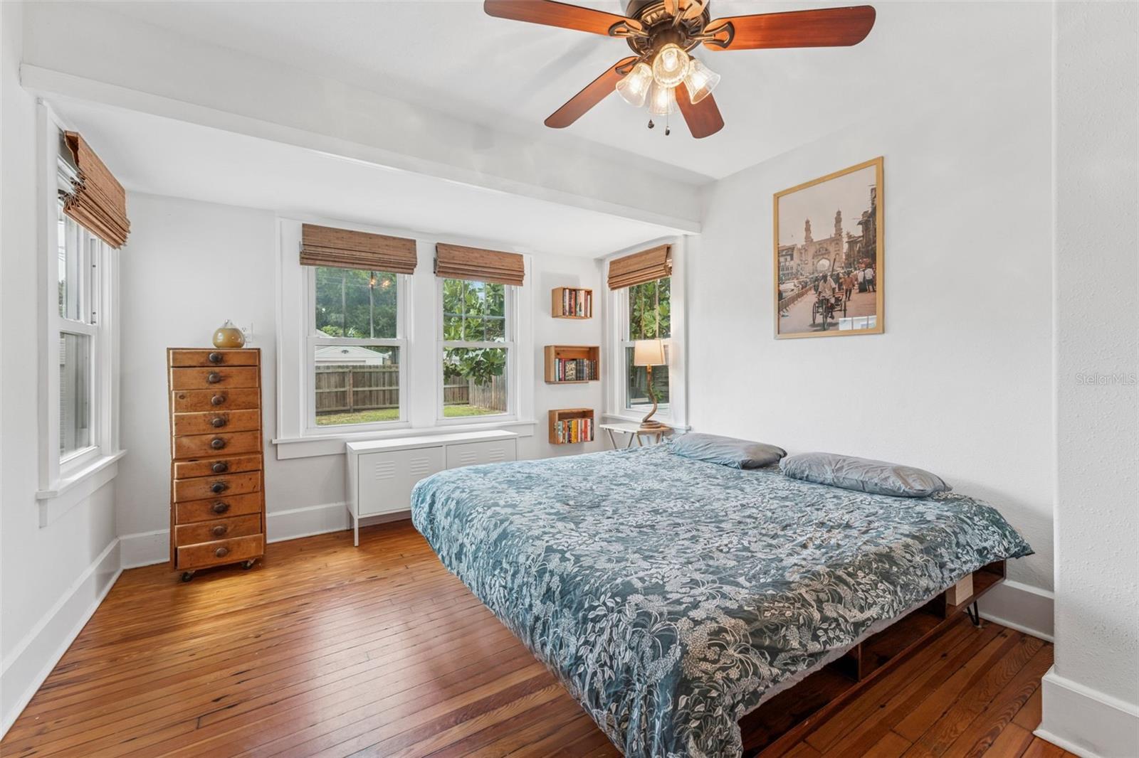 Guest bedroom