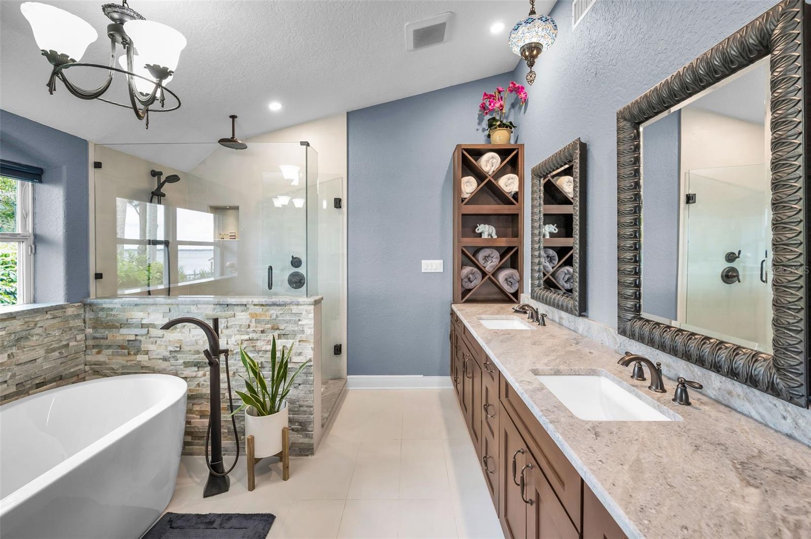 Elegant master bath
