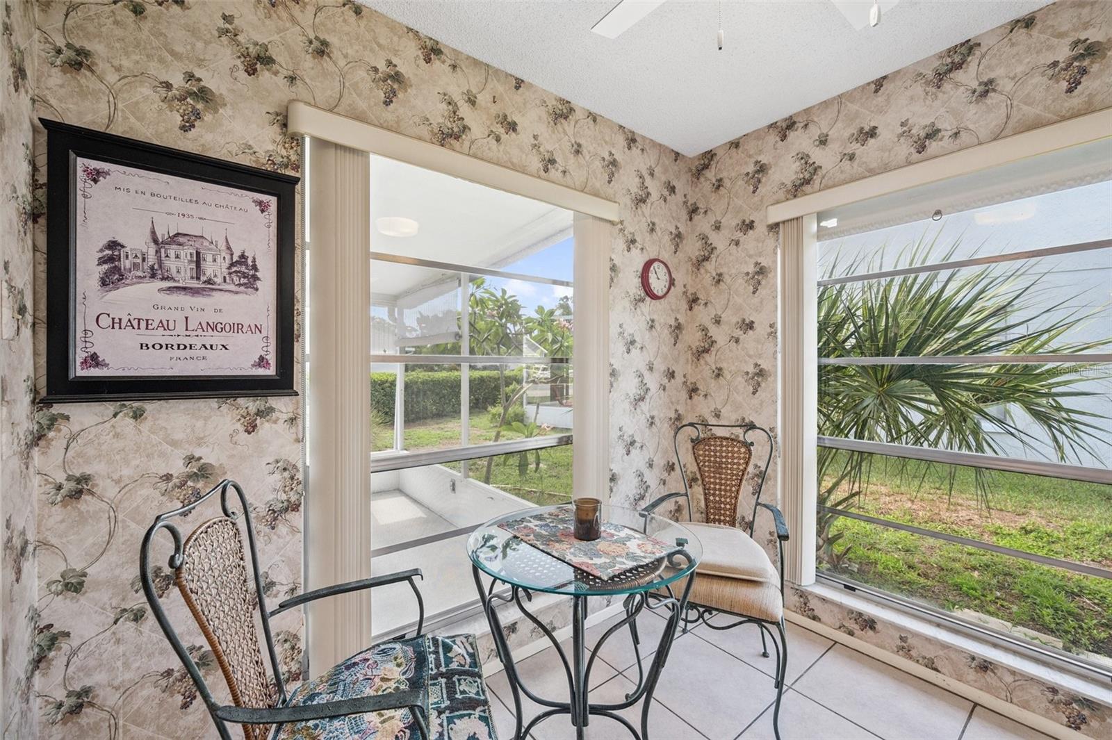 Breakfast nook where you can relax and enjoy a cup of coffee