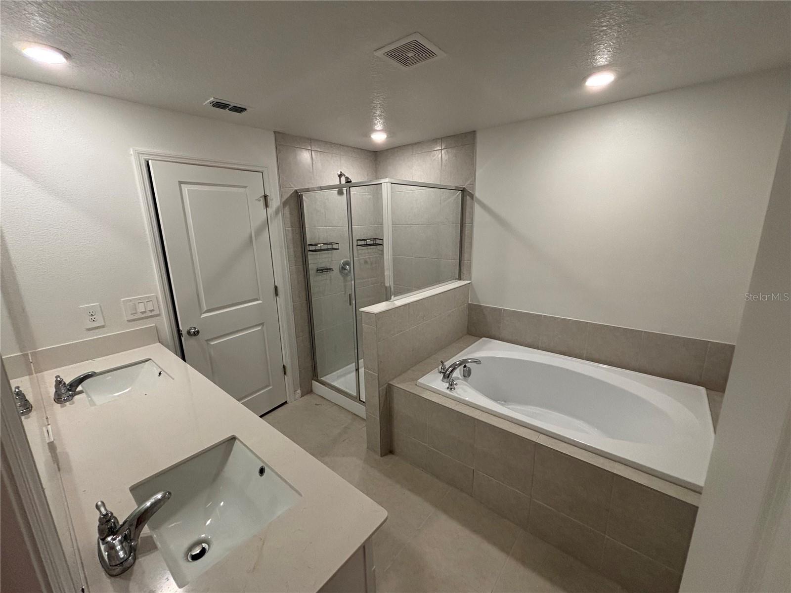 Primary bath
