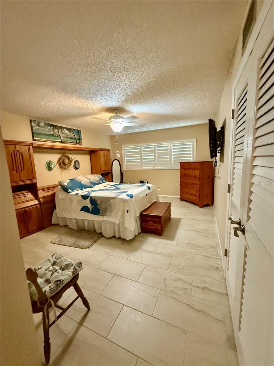 lovely main bedroom
