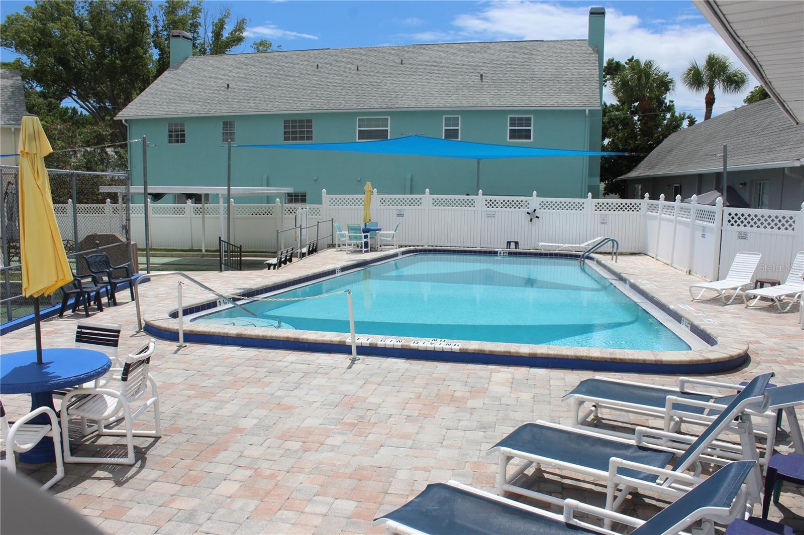 Community pool