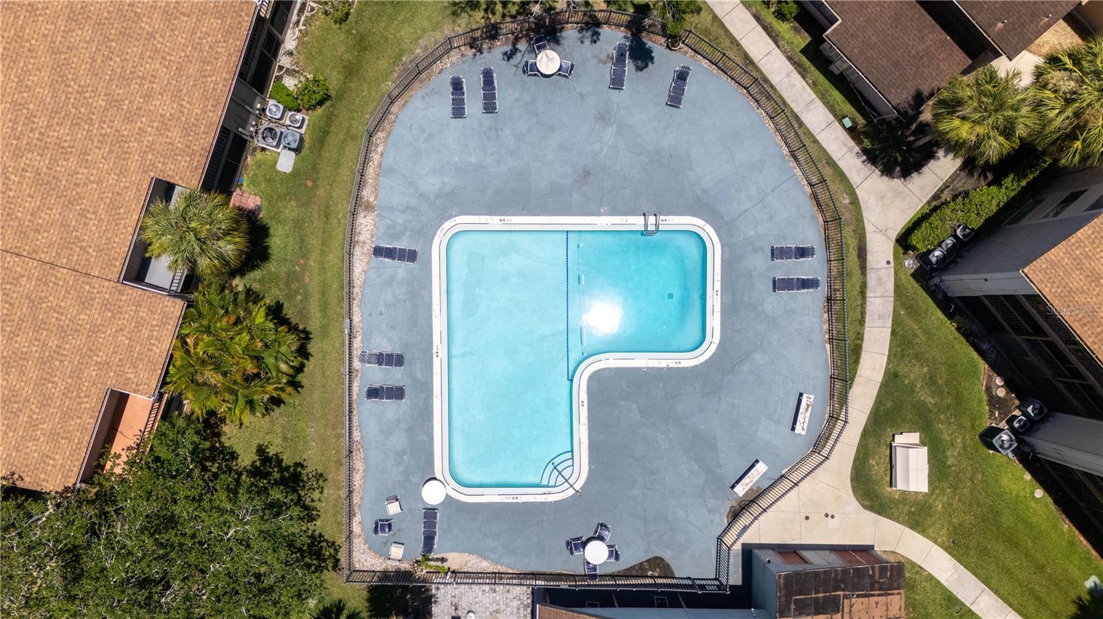 Pool 1