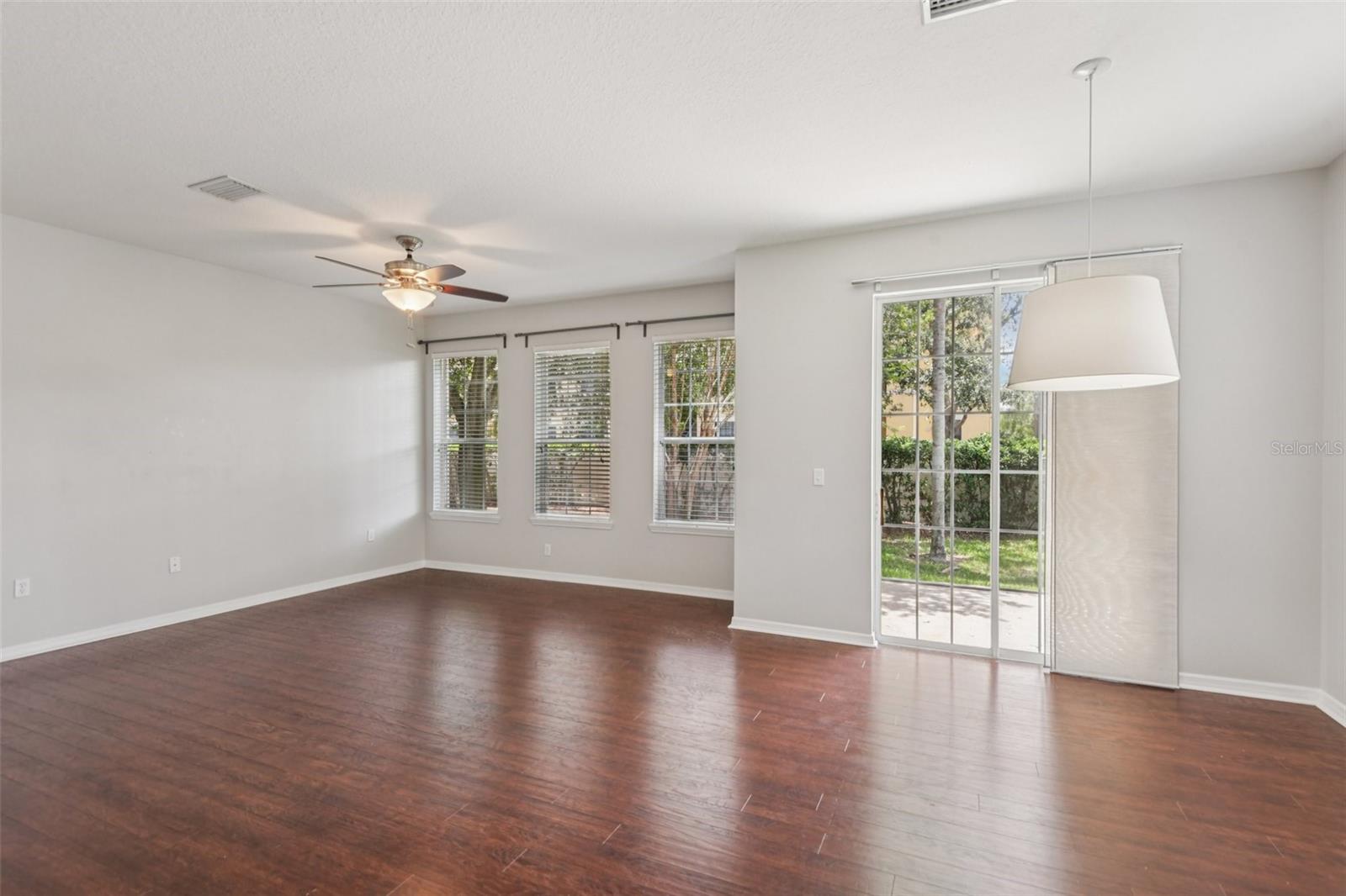 Living Room/Dining Room