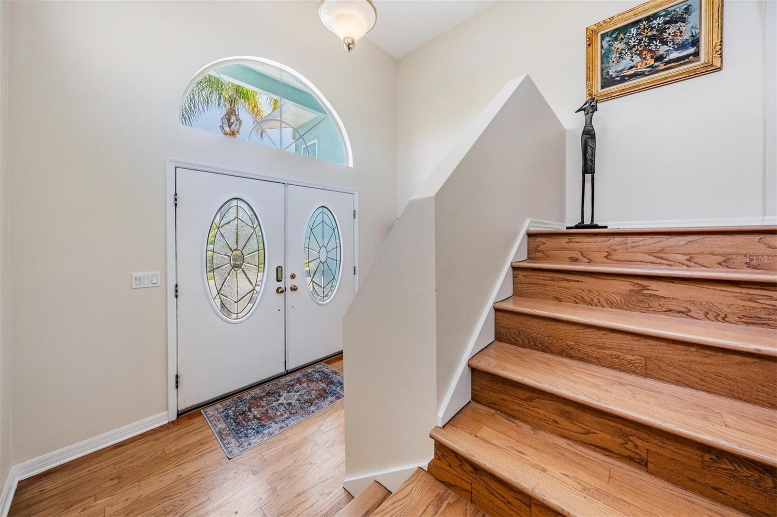 entrance from front door